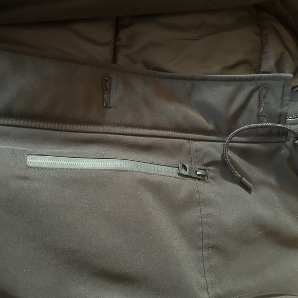 GUESS Winter Jacket - Picture 7 of 7